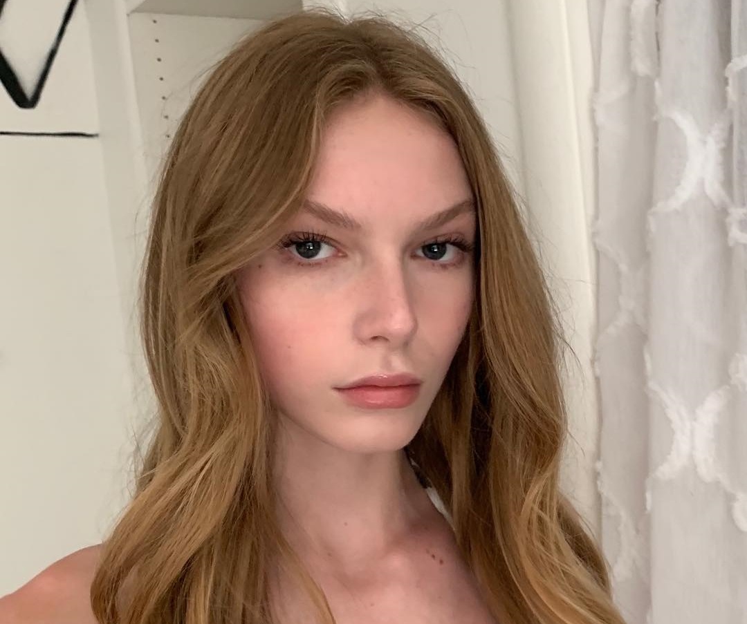 Alex Consani nue - Photo leaked