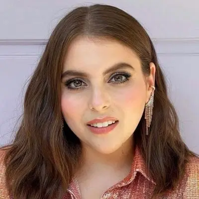 Beanie Feldstein nue - Photo leaked