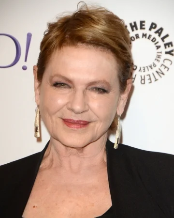Dianne Wiest nue - Photo leaked
