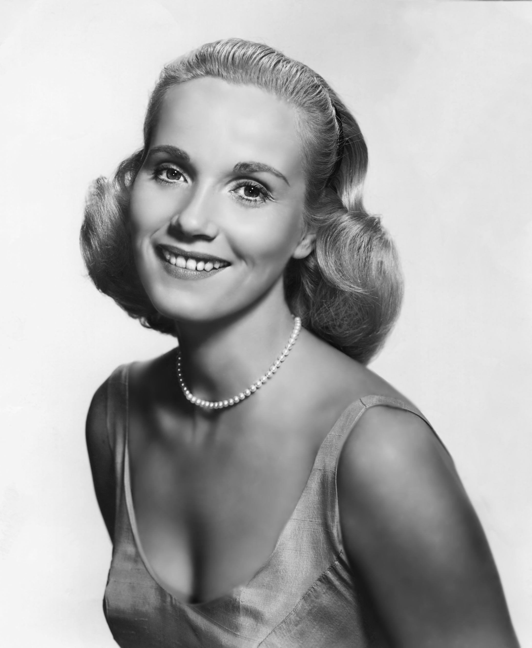 Eva Marie Saint nue - Photo leaked