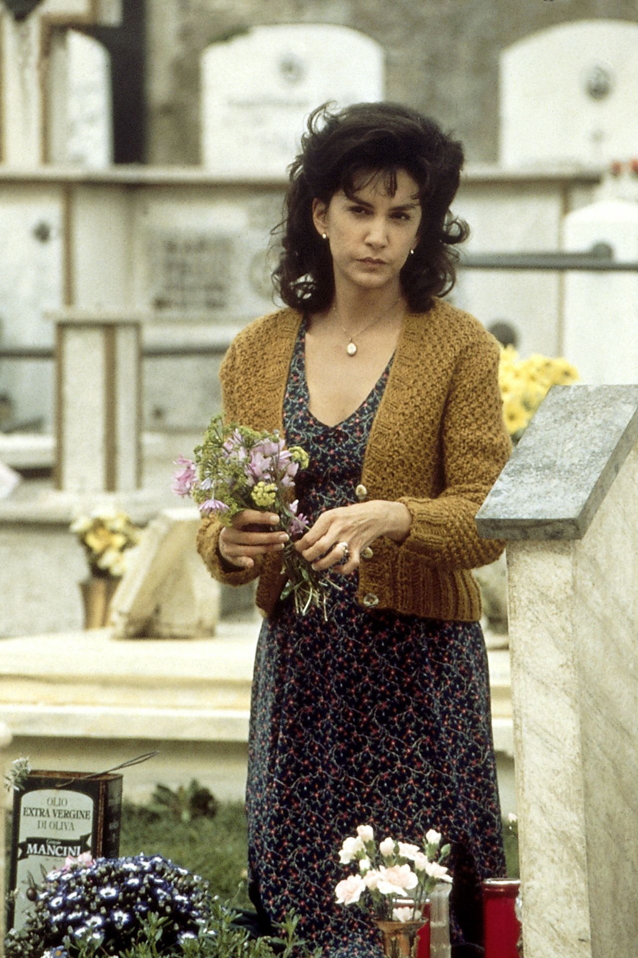 Mercedes Ruehl nue - Photo leaked