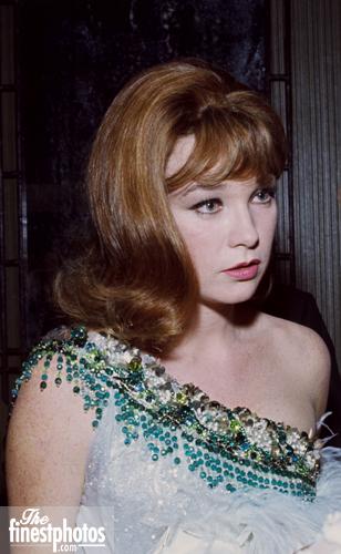 Shirley MacLaine nue - Photo leaked